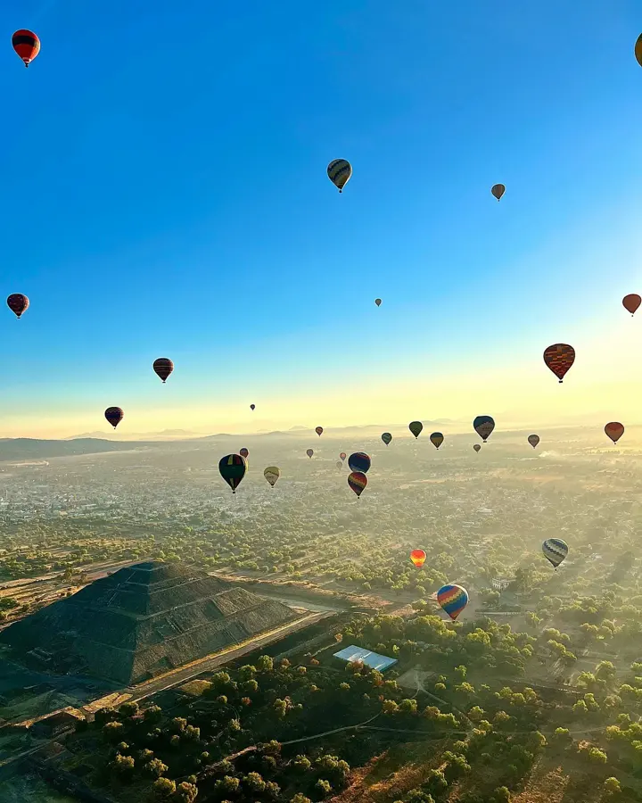 Balloon flight photo
