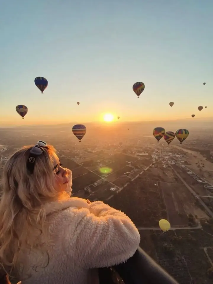 Private Hot Air Balloon Flight over Teotihuacan